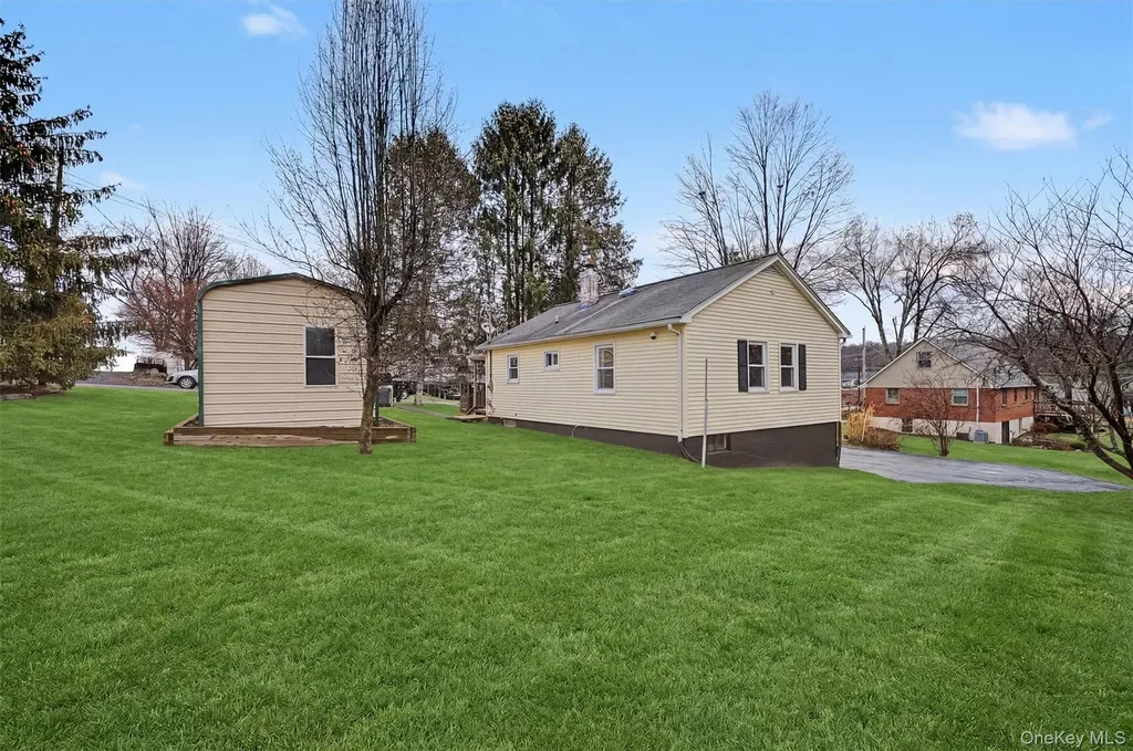 13 Kobelt Drive Wallkill NY 12589