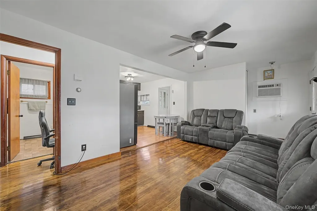 13 Kobelt Drive Wallkill NY 12589
