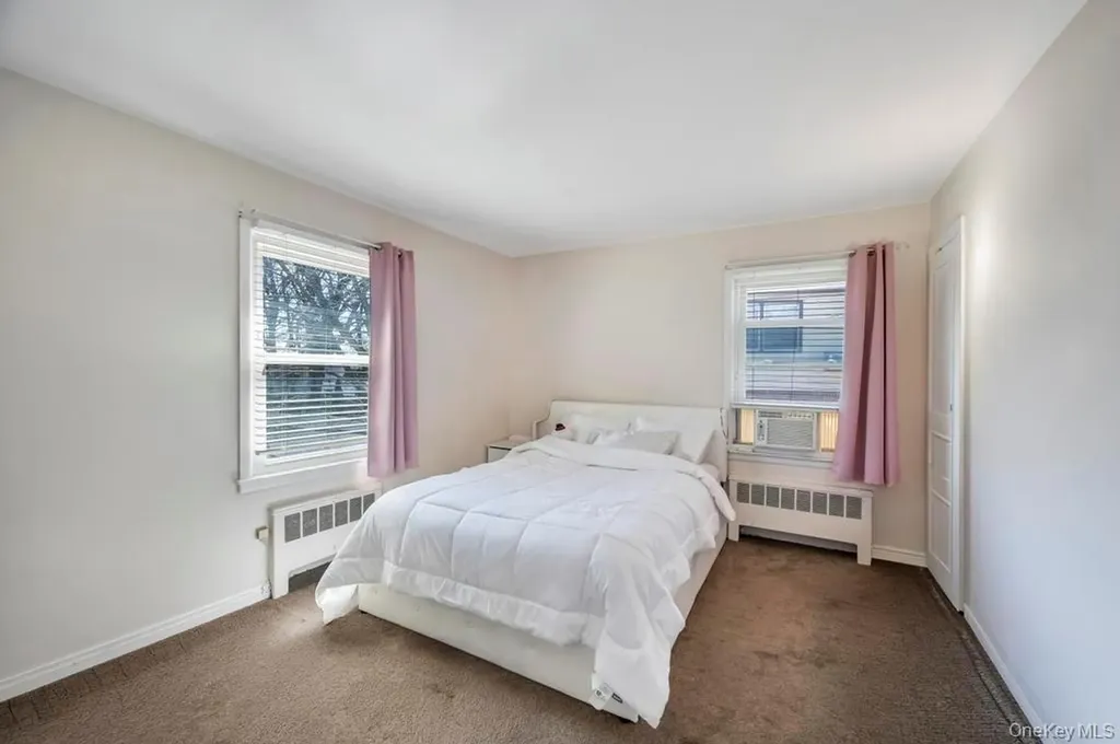 644 Broadway Road Bethpage NY 11714