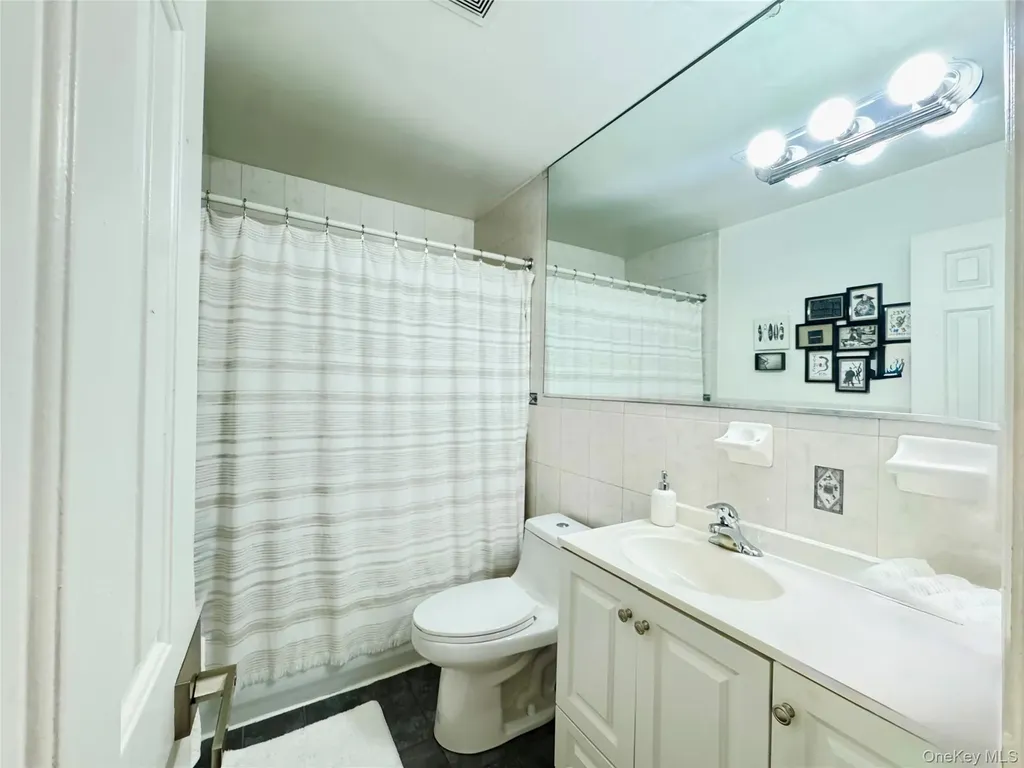 320 Huntington Avenue Bronx NY 10465