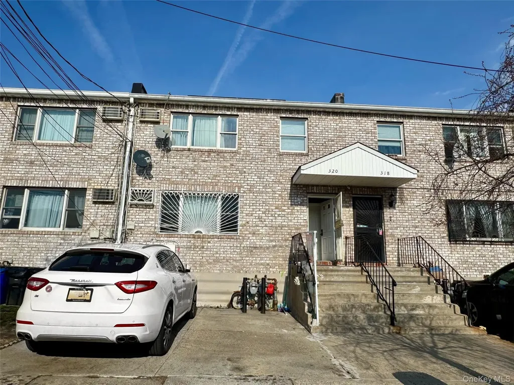 320 Huntington Avenue Bronx NY 10465