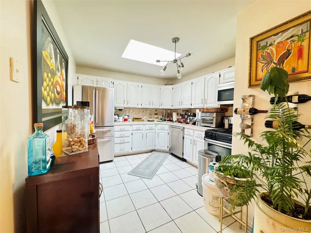 320 Huntington Avenue Bronx NY 10465