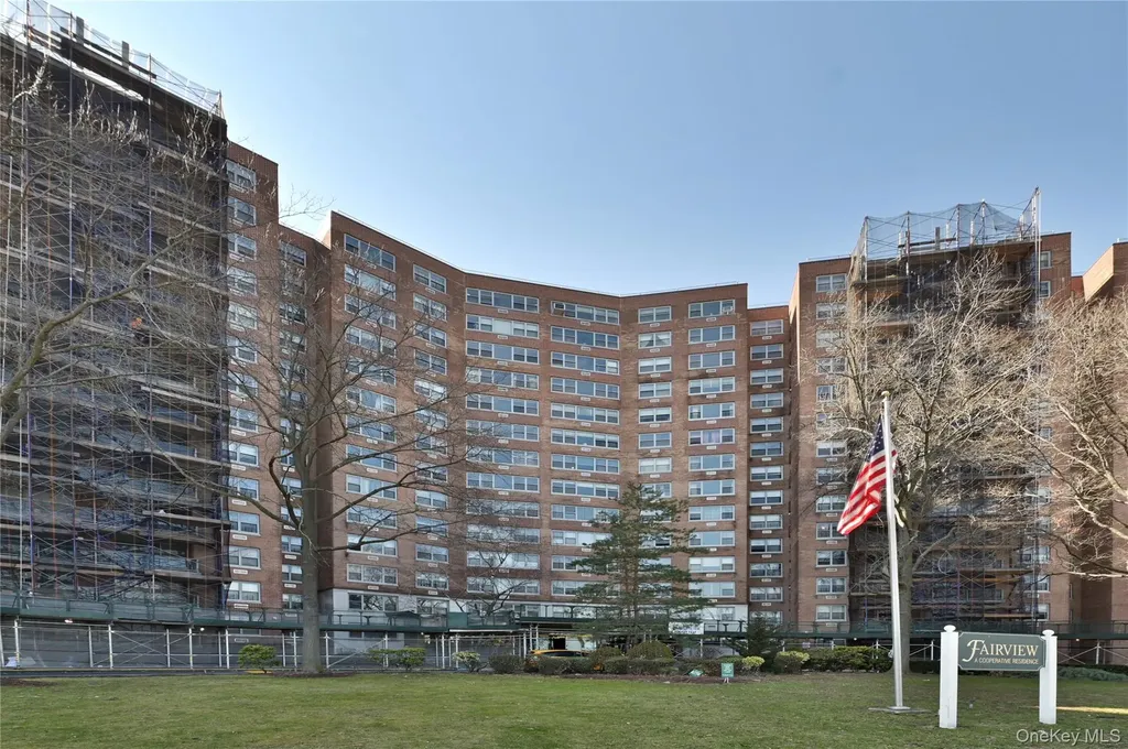 61-20 Grand Central Parkway Forest Hills NY 11375