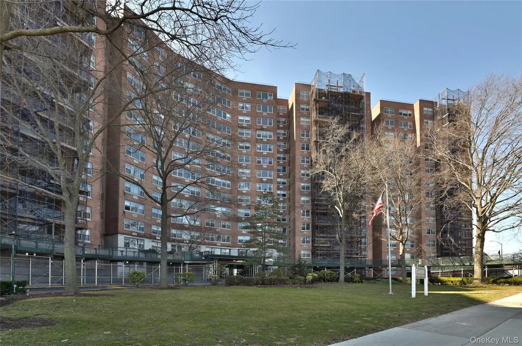 61-20 Grand Central Parkway Forest Hills NY 11375