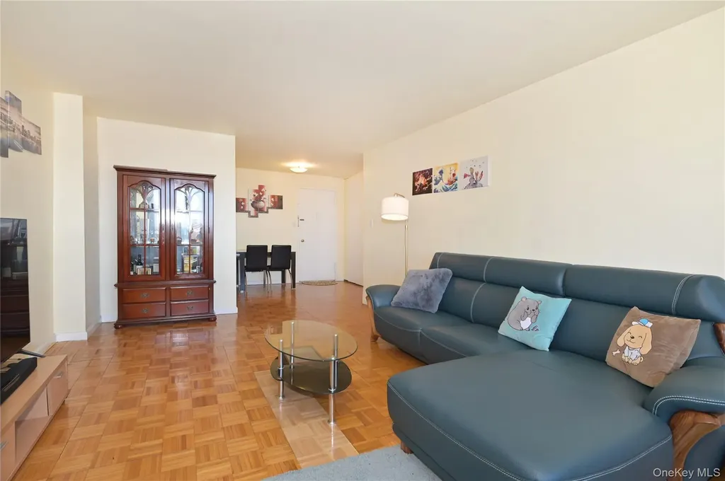61-20 Grand Central Parkway Forest Hills NY 11375