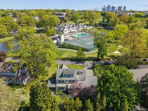21 Country Club Lane Pelham NY 10803