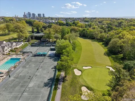 21 Country Club Lane Pelham NY 10803