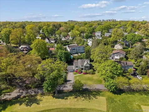 21 Country Club Lane Pelham NY 10803