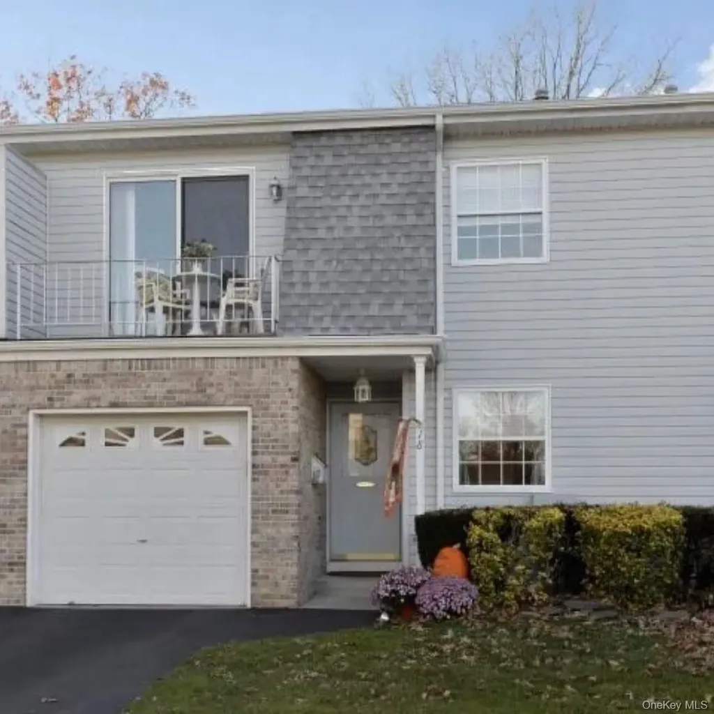 336 Commack Road Deer Park NY 11729