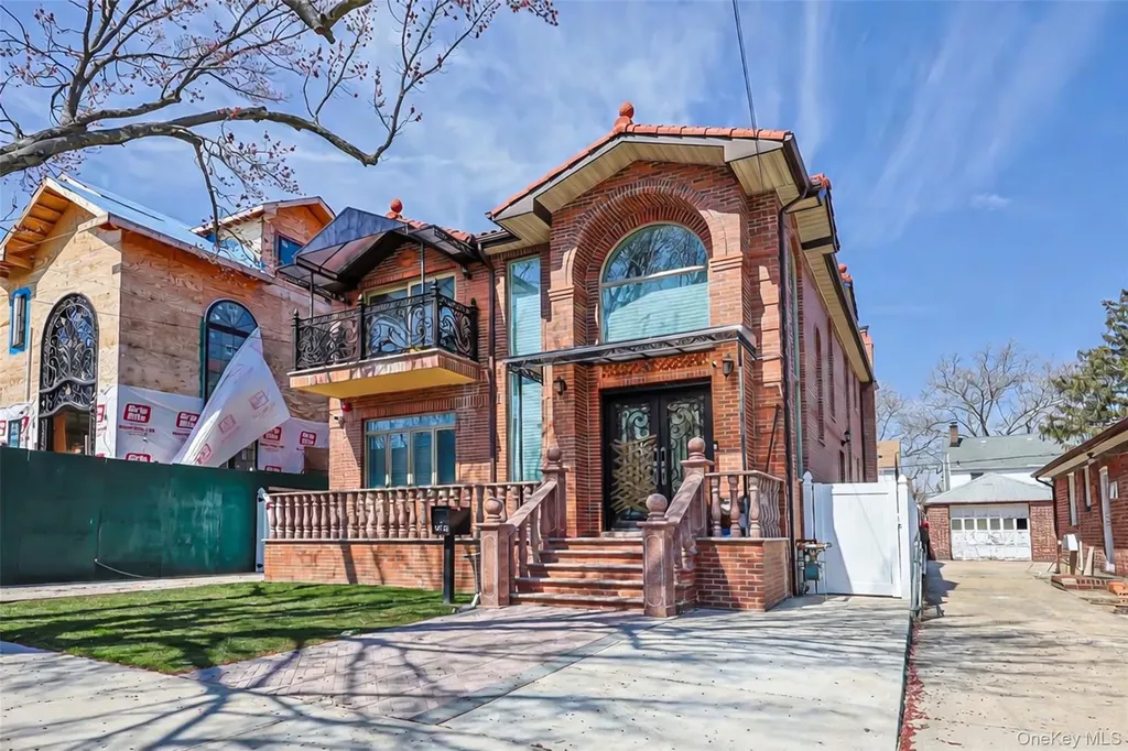 147-25 18th Avenue Whitestone NY 11357