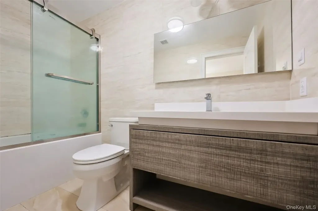 147-25 18th Avenue Whitestone NY 11357