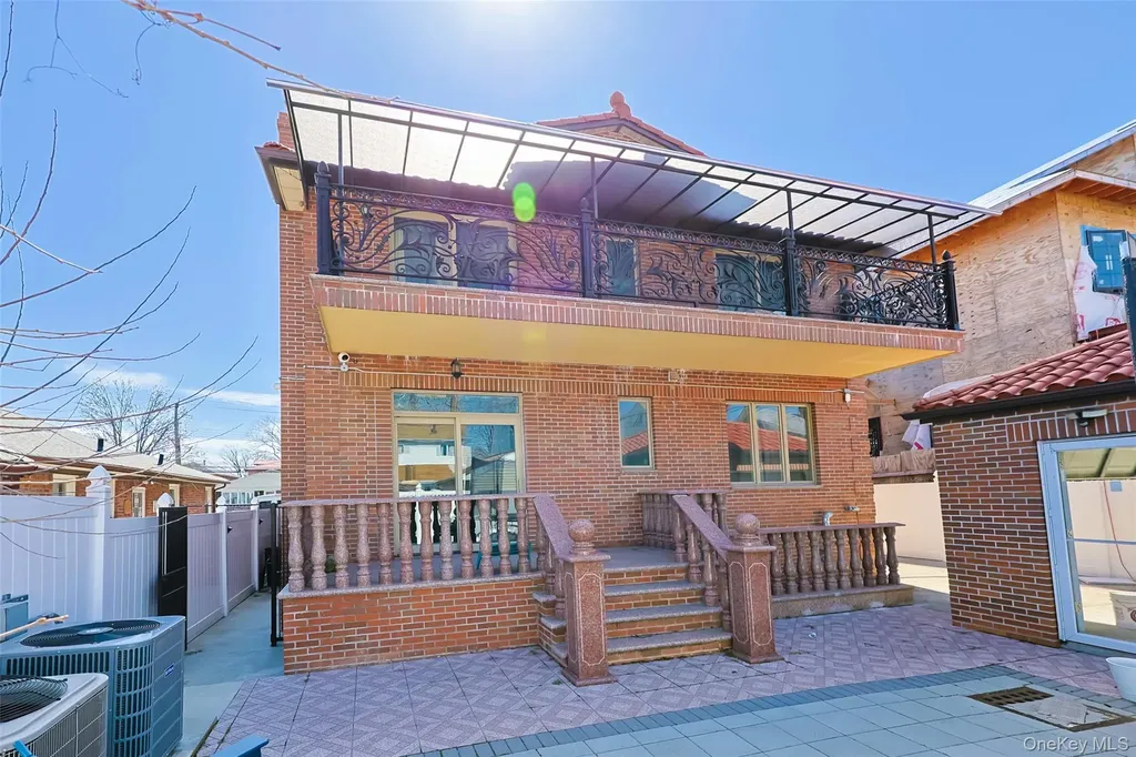 147-25 18th Avenue Whitestone NY 11357