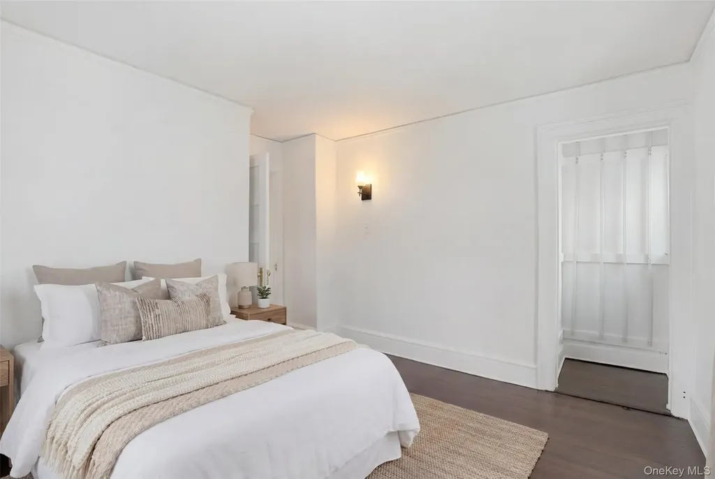 25 Midland Avenue White Plains NY 10606