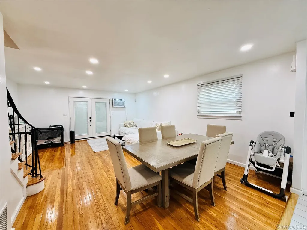 1663 Waring Avenue Bronx NY 10469