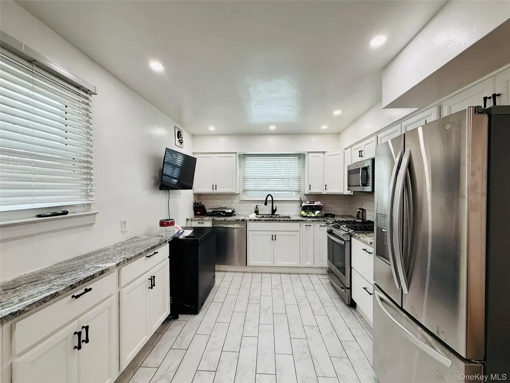 1663 Waring Avenue Bronx NY 10469