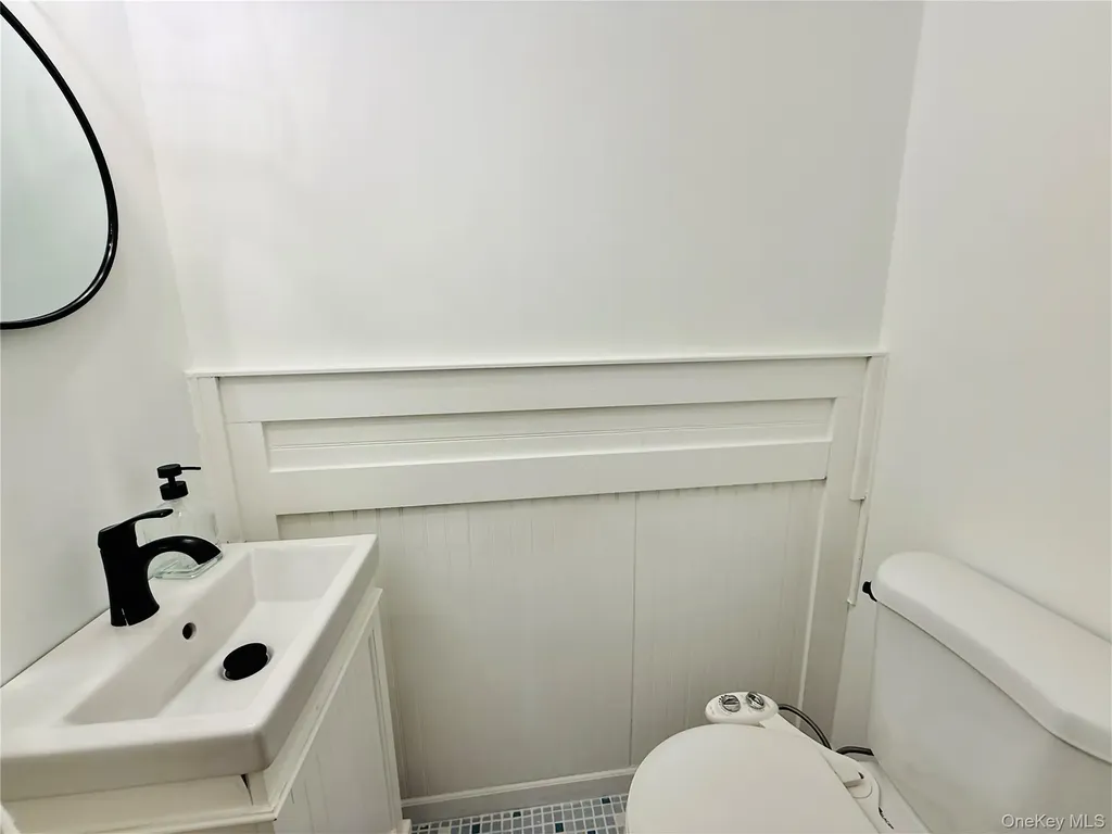 1663 Waring Avenue Bronx NY 10469