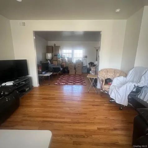 141 N 28 Street N Wheatley Heights NY 11798