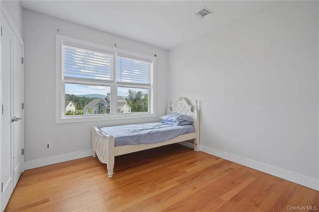 27 Catskill High Rail Monroe NY 10950