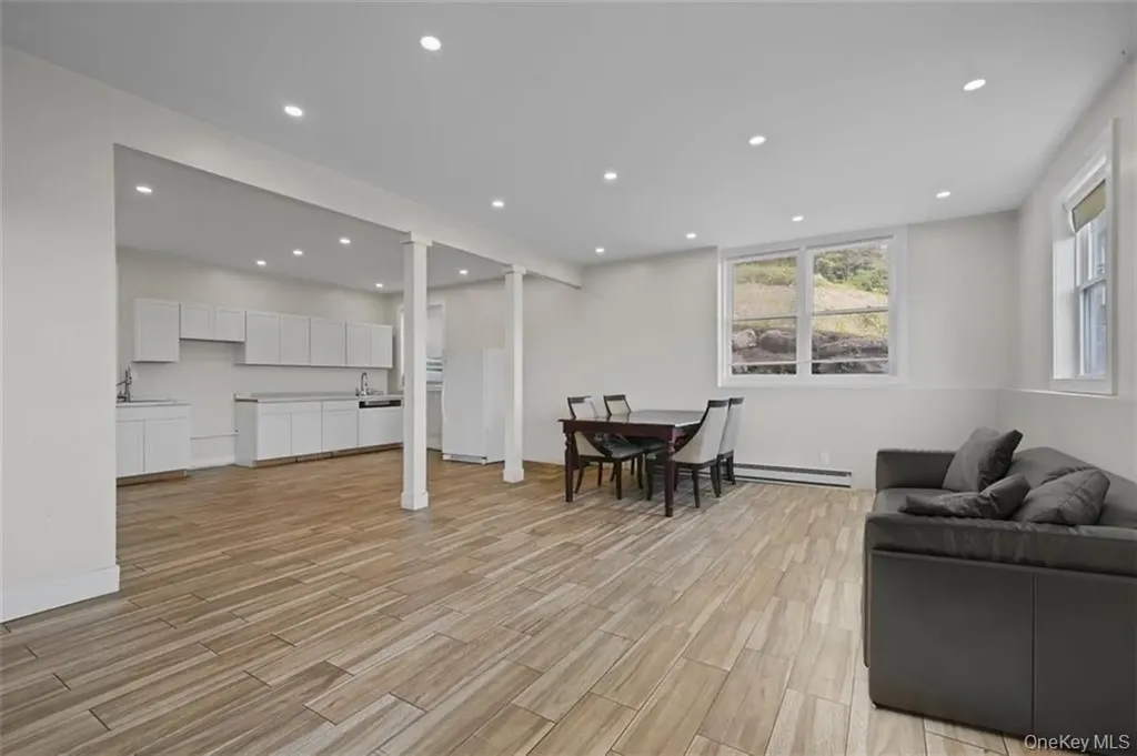 27 Catskill High Rail Monroe NY 10950