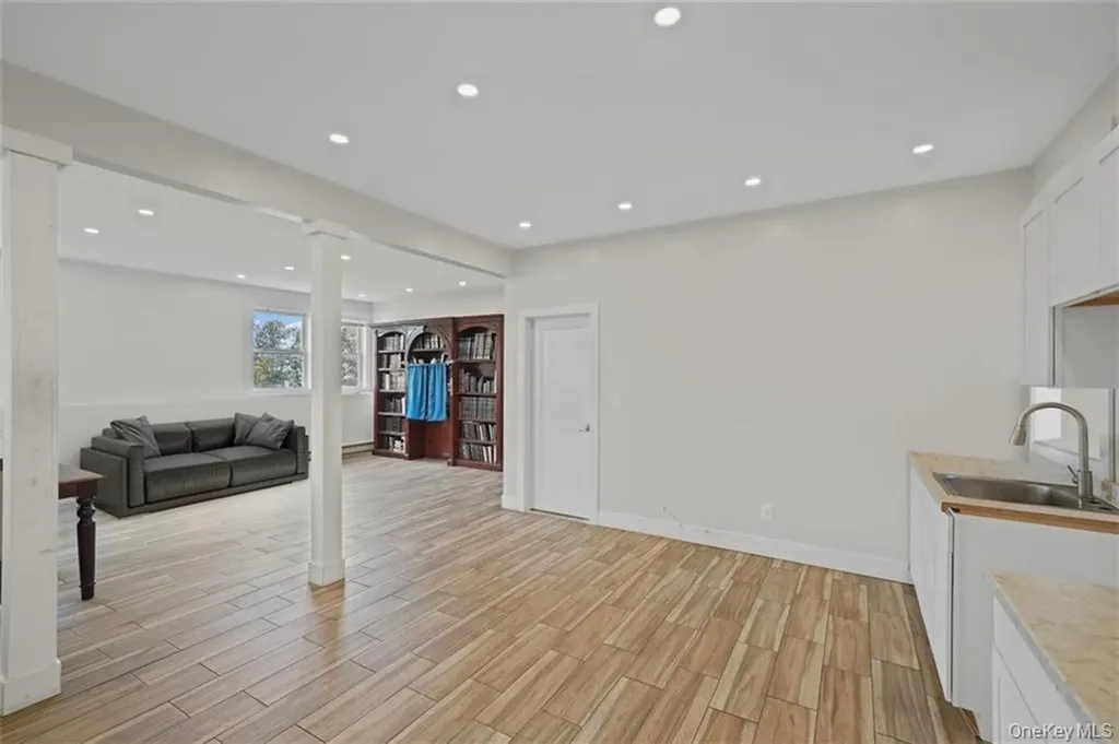 27 Catskill High Rail Monroe NY 10950