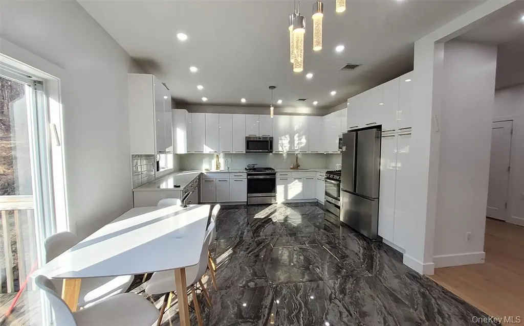 27 Catskill High Rail Monroe NY 10950