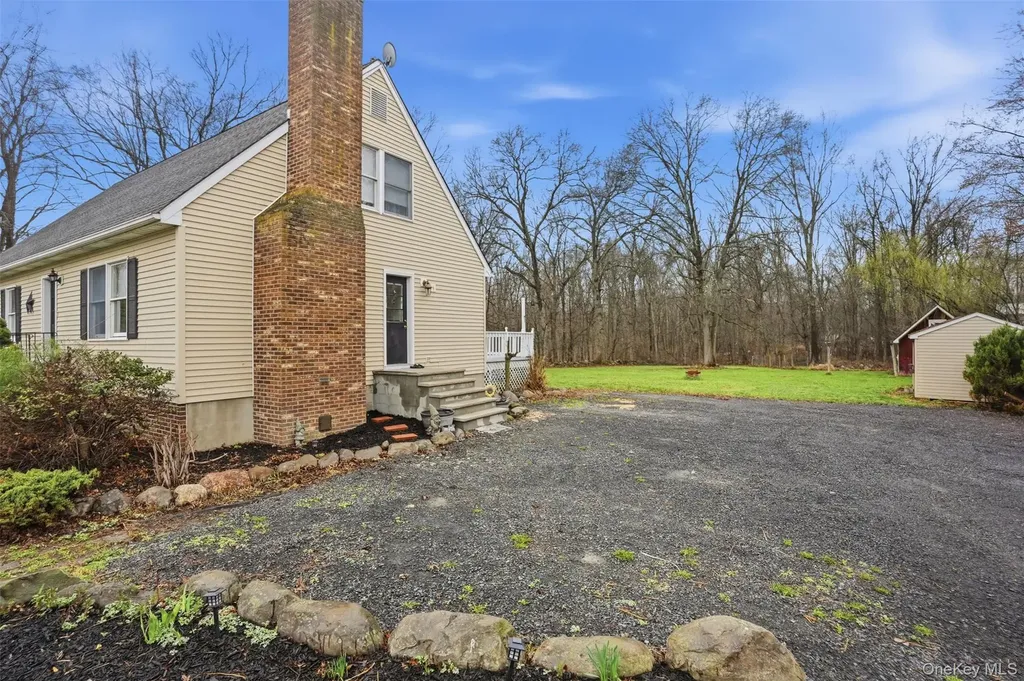 219 Lynch Avenue New Hampton NY 10958