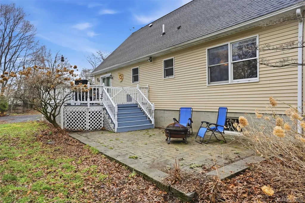 219 Lynch Avenue New Hampton NY 10958