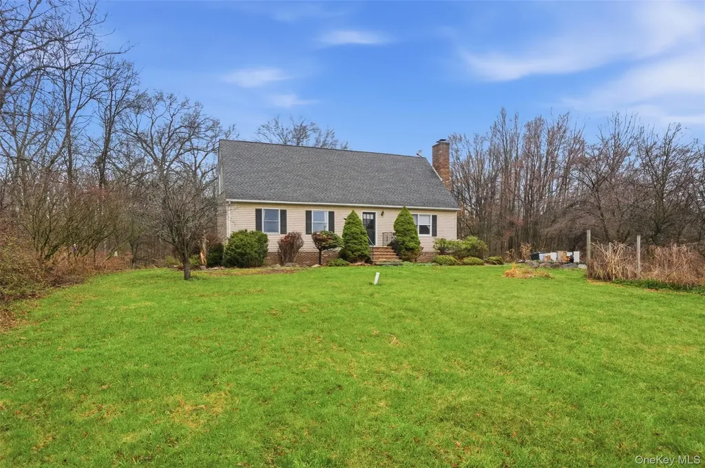 219 Lynch Avenue New Hampton NY 10958