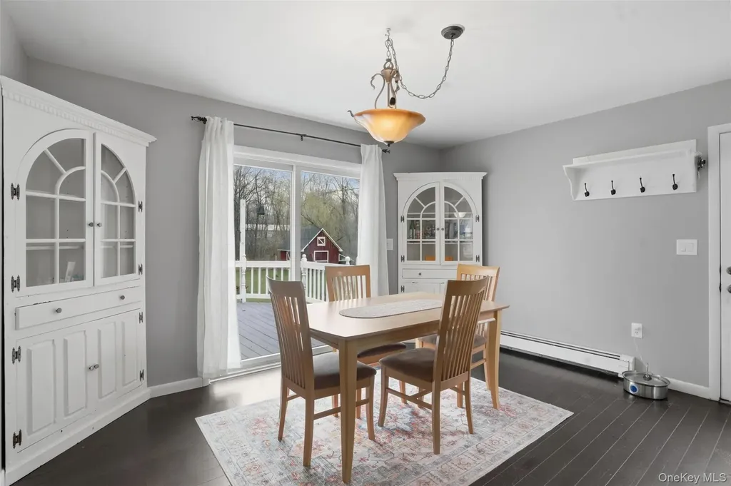 219 Lynch Avenue New Hampton NY 10958