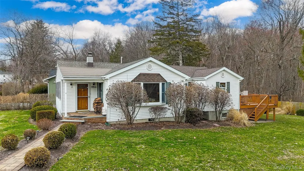 43 Lake Road Hopewell Junction NY 12533
