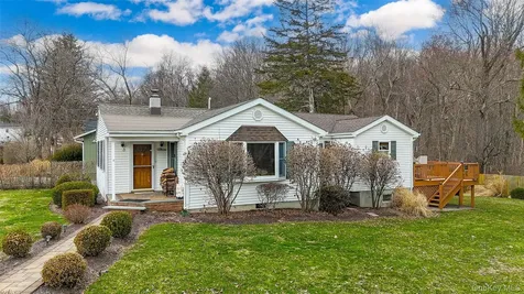 43 Lake Road Hopewell Junction NY 12533