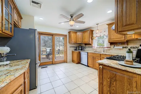 43 Lake Road Hopewell Junction NY 12533