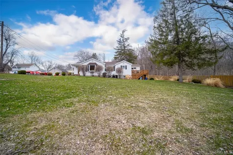43 Lake Road Hopewell Junction NY 12533