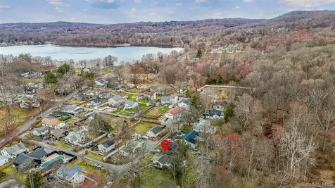 43 Lake Road Hopewell Junction NY 12533