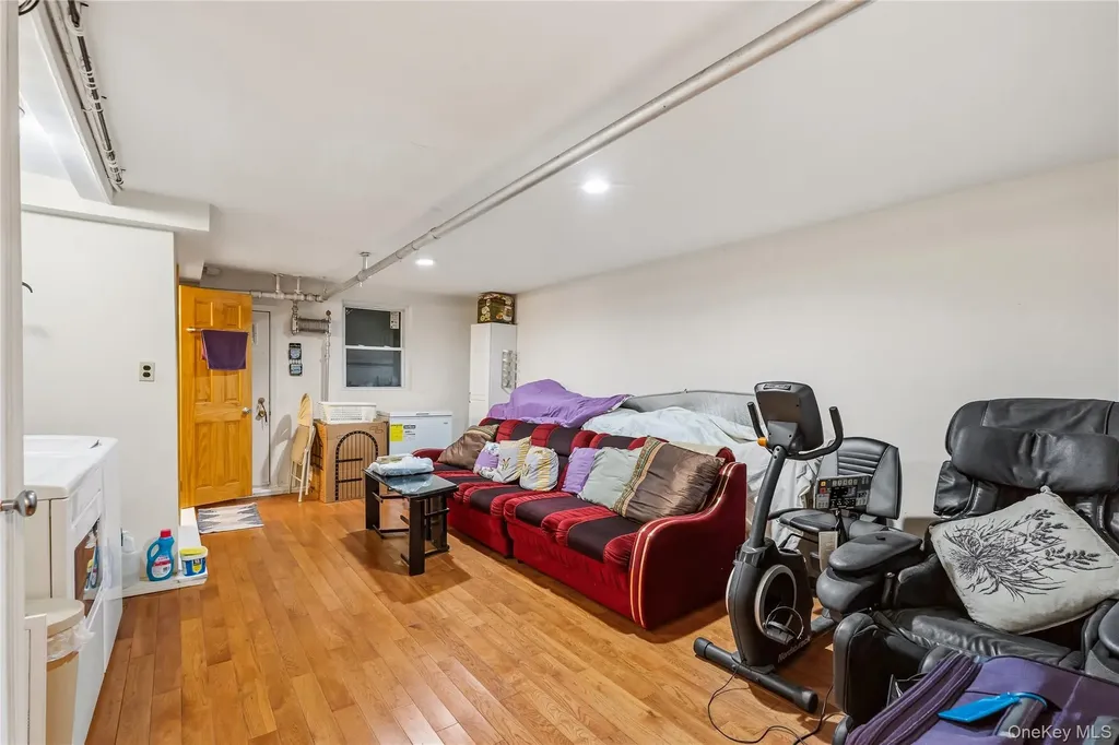 2637 Hubbard Street Brooklyn NY 11235