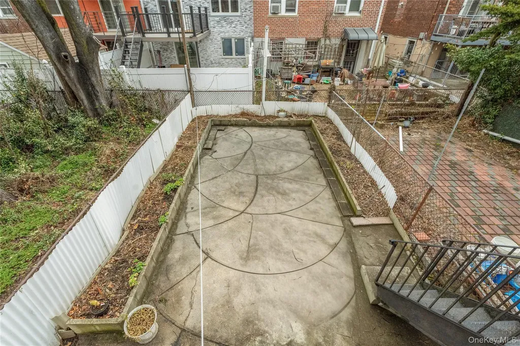 2637 Hubbard Street Brooklyn NY 11235