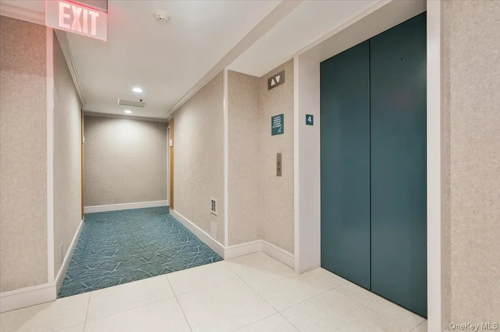 230 W Broadway Long Beach NY 11561