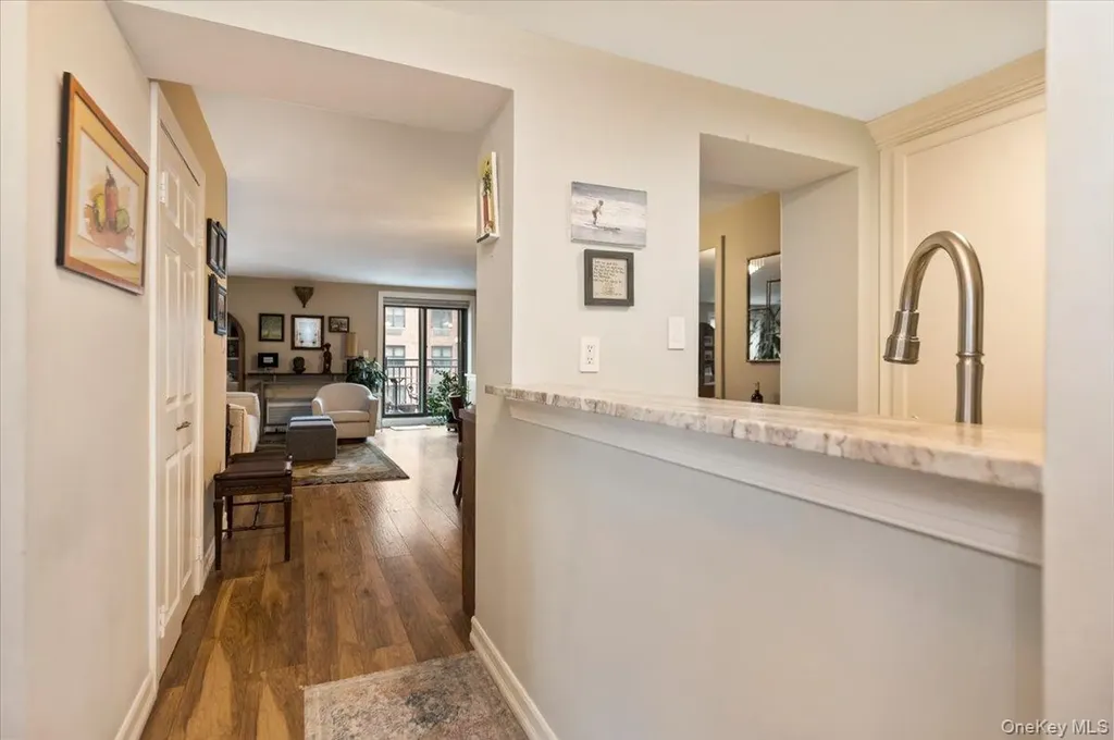230 W Broadway Long Beach NY 11561