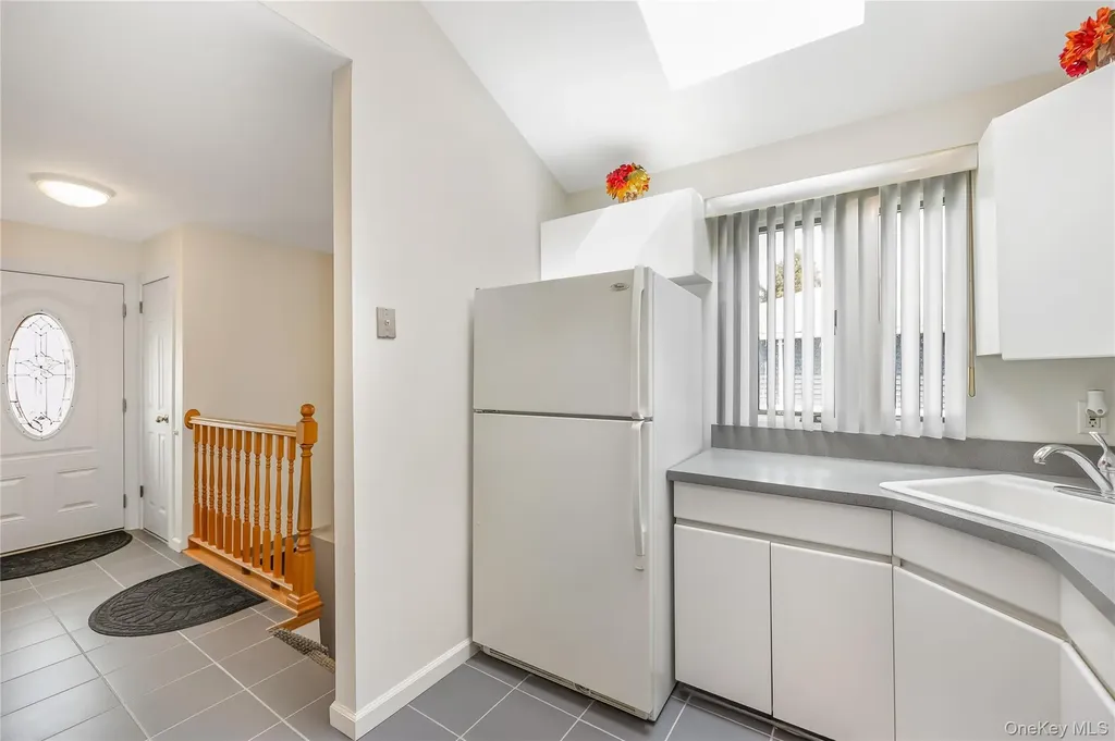 3341 Elliott Boulevard Oceanside NY 11572