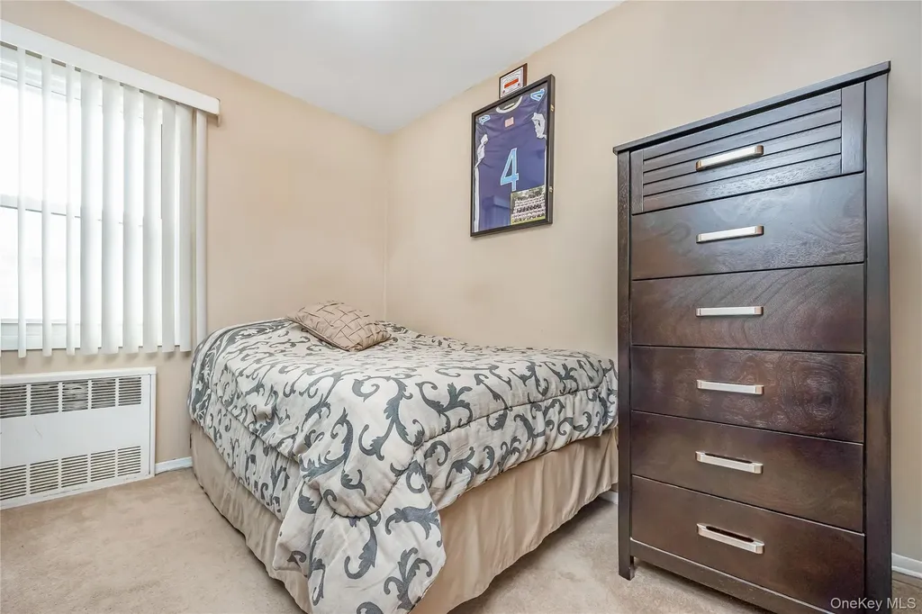 3341 Elliott Boulevard Oceanside NY 11572