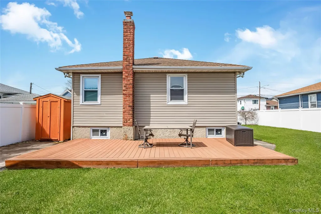 3341 Elliott Boulevard Oceanside NY 11572