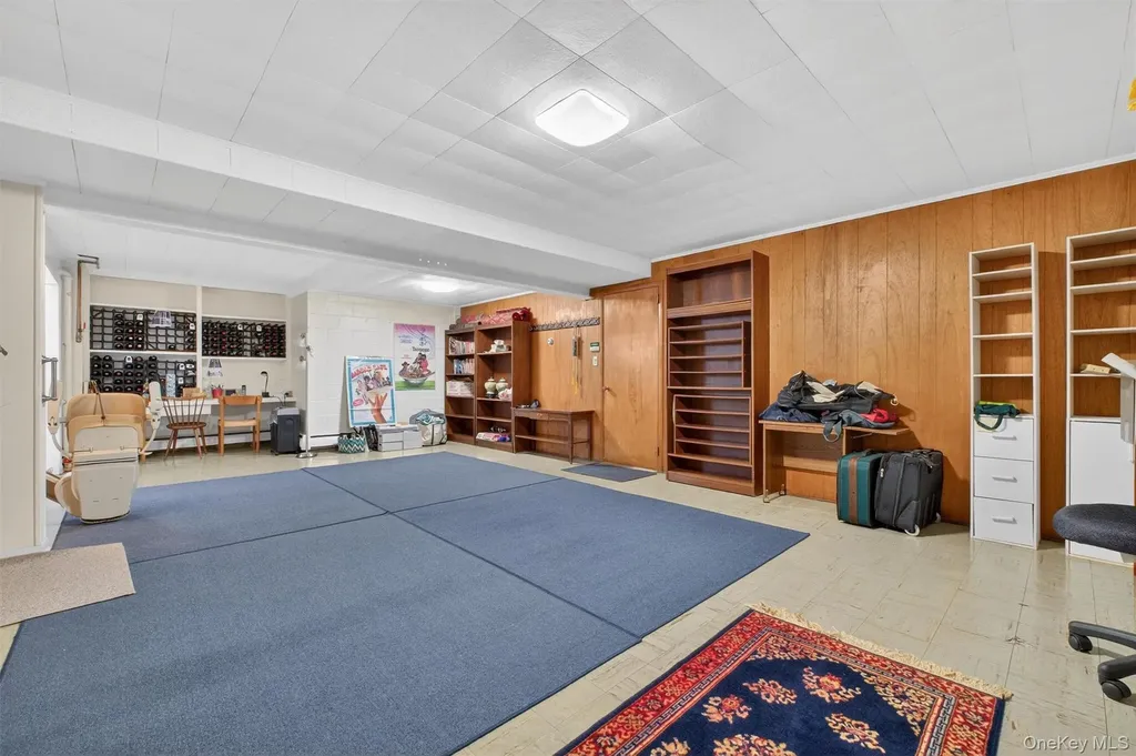 6 Yates Boulevard Poughkeepsie NY 12601