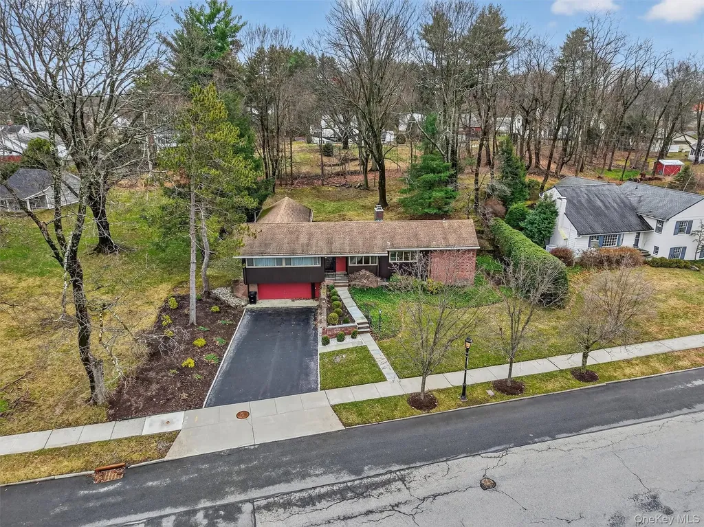 6 Yates Boulevard Poughkeepsie NY 12601