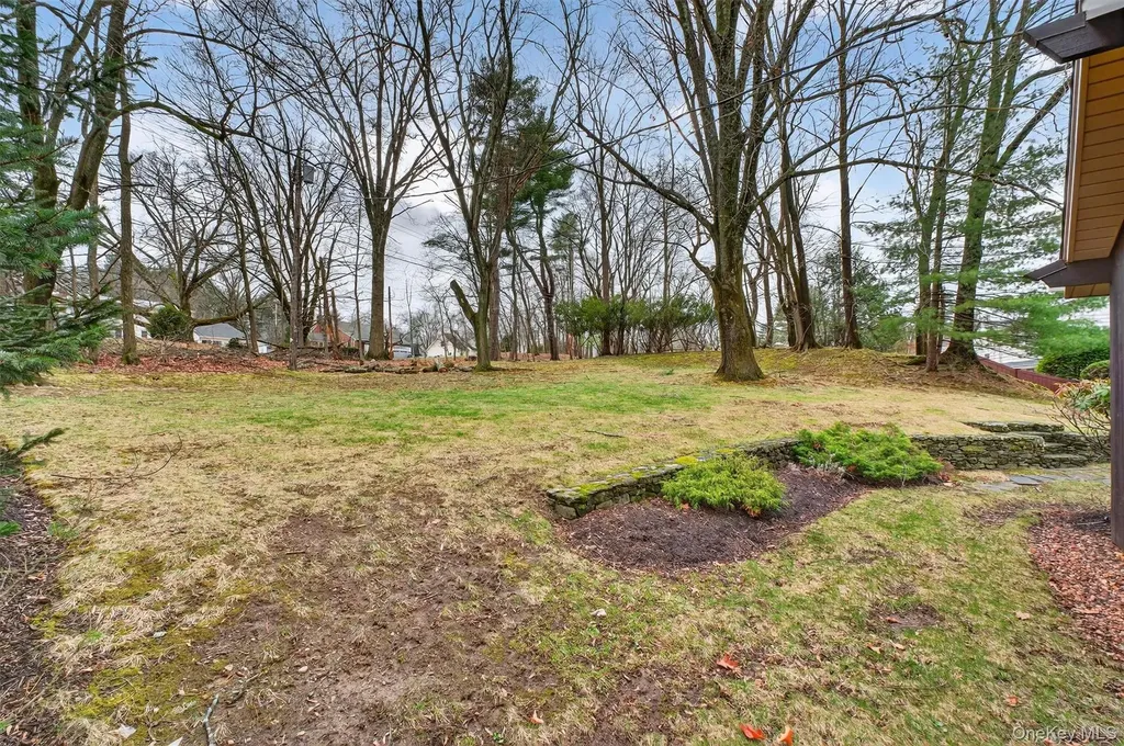 6 Yates Boulevard Poughkeepsie NY 12601