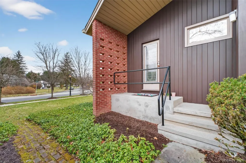 6 Yates Boulevard Poughkeepsie NY 12601