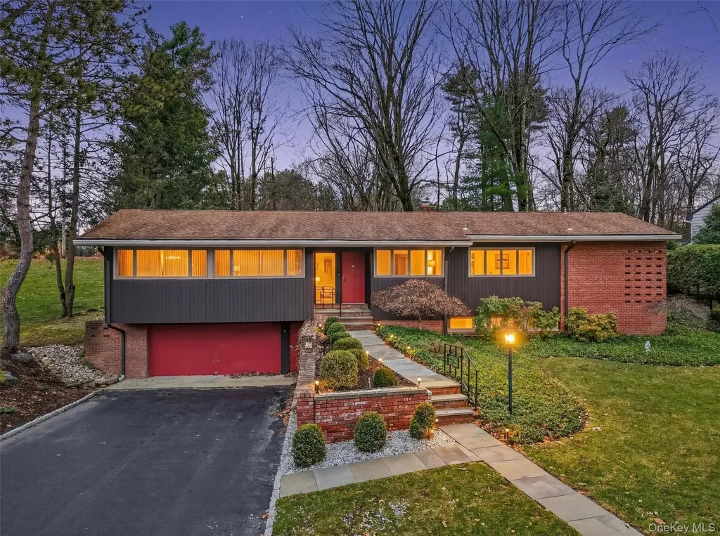 6 Yates Boulevard Poughkeepsie NY 12601