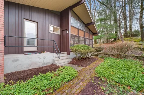 6 Yates Boulevard Poughkeepsie NY 12601