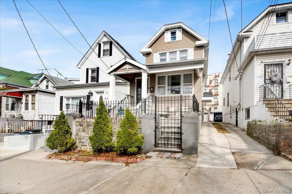 4344 Boyd Avenue Bronx NY 10466