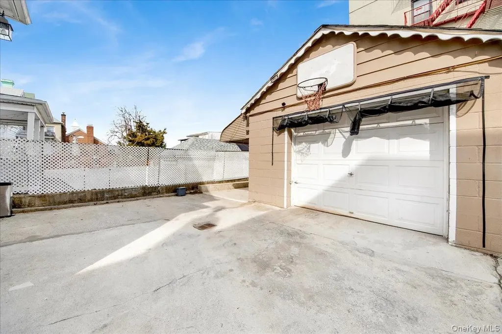 4344 Boyd Avenue Bronx NY 10466