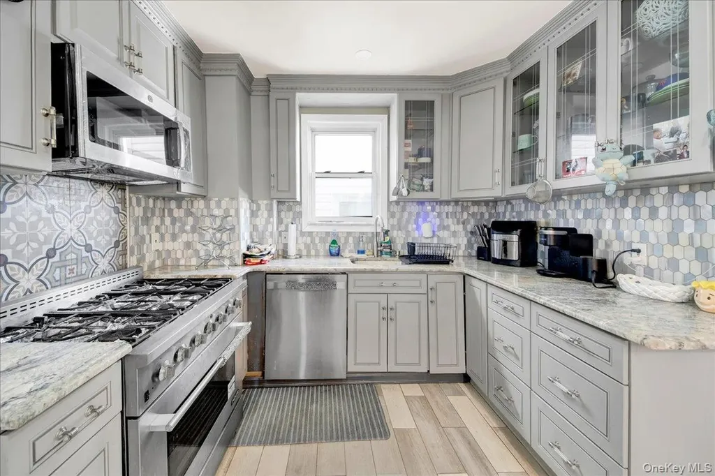 4344 Boyd Avenue Bronx NY 10466